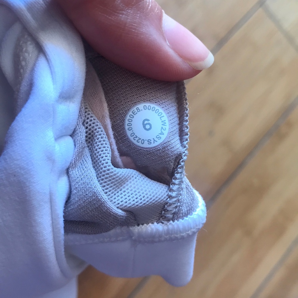 Lululemon Flow Y Bra Bundle, size 6 - Picture 5 of 9
